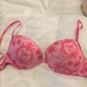 Victoria’s Secret Push-up Bra